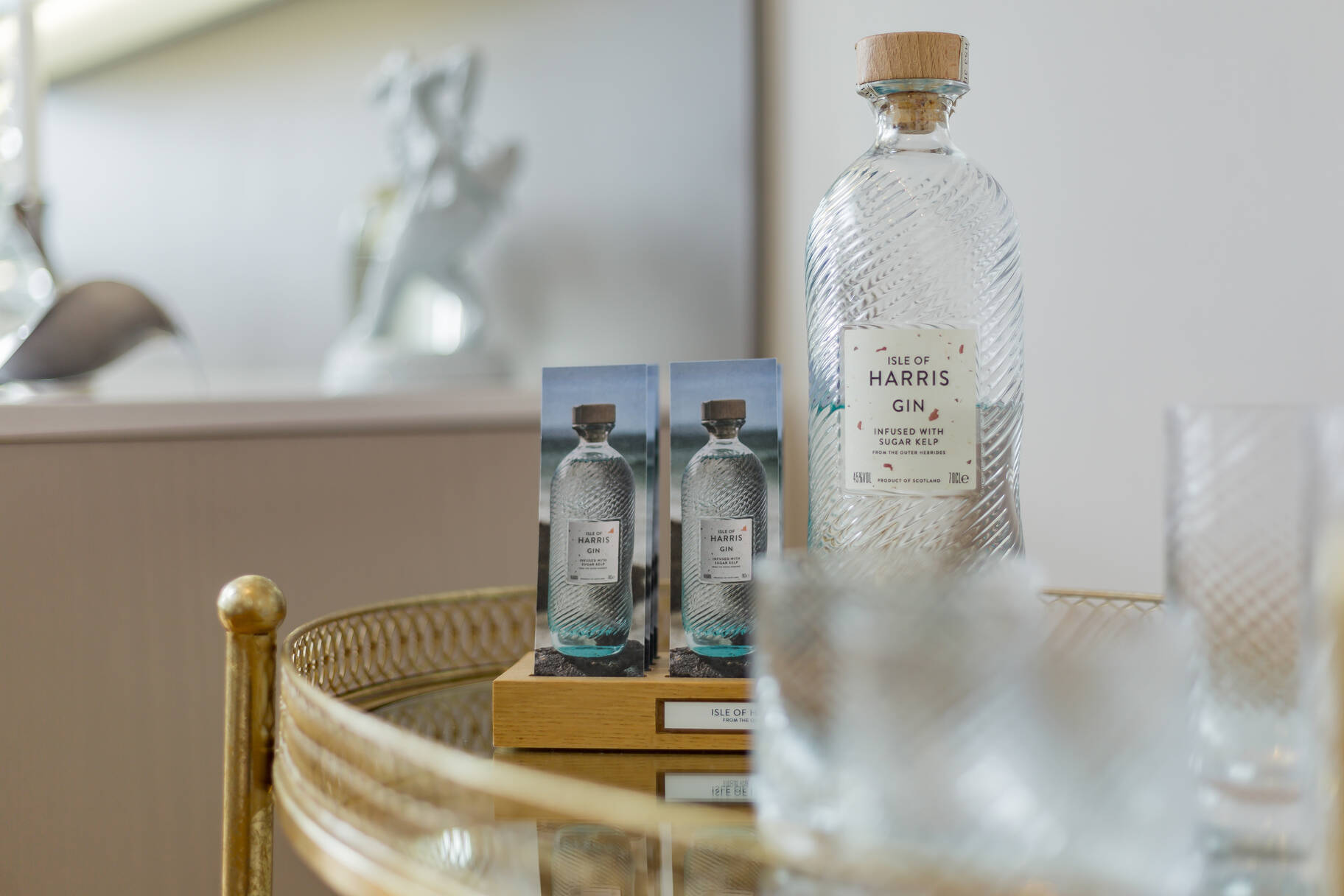 Complimentary Isle of Harris Gin Tasting for all guests